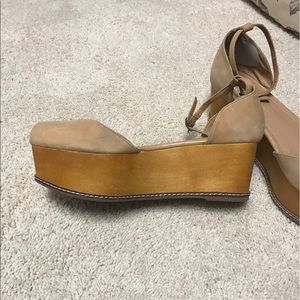 Nude Jeffrey Campbell platforms - size 10